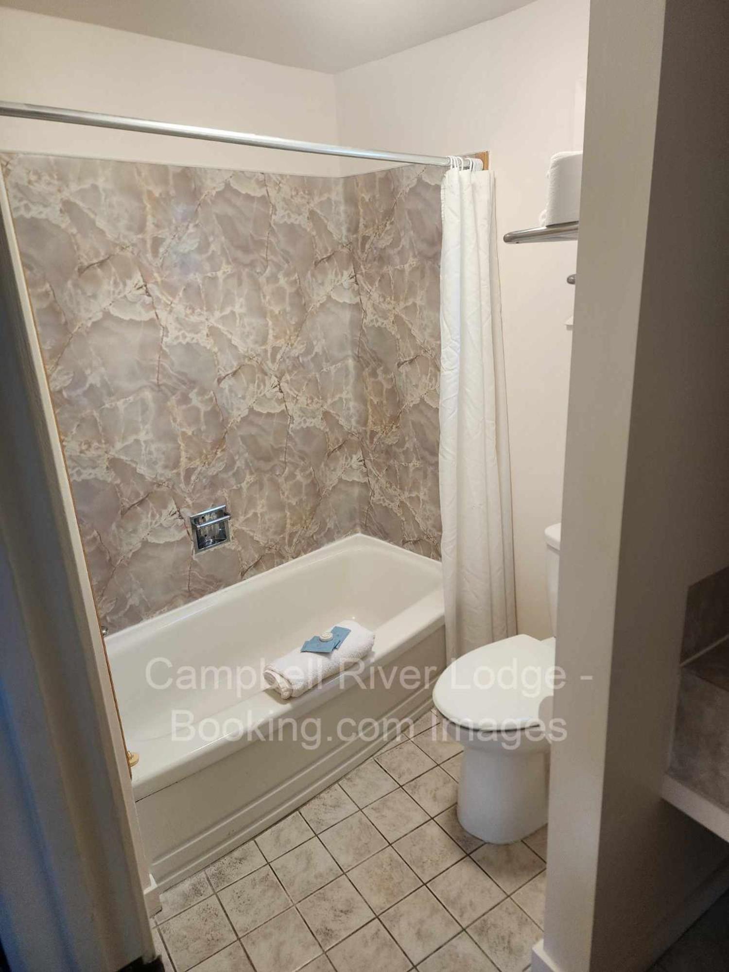 Campbell River Lodge エクステリア 写真