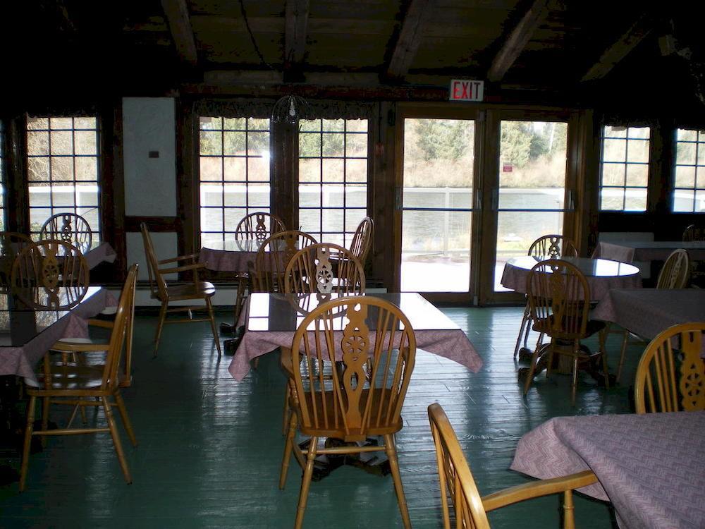 Campbell River Lodge エクステリア 写真